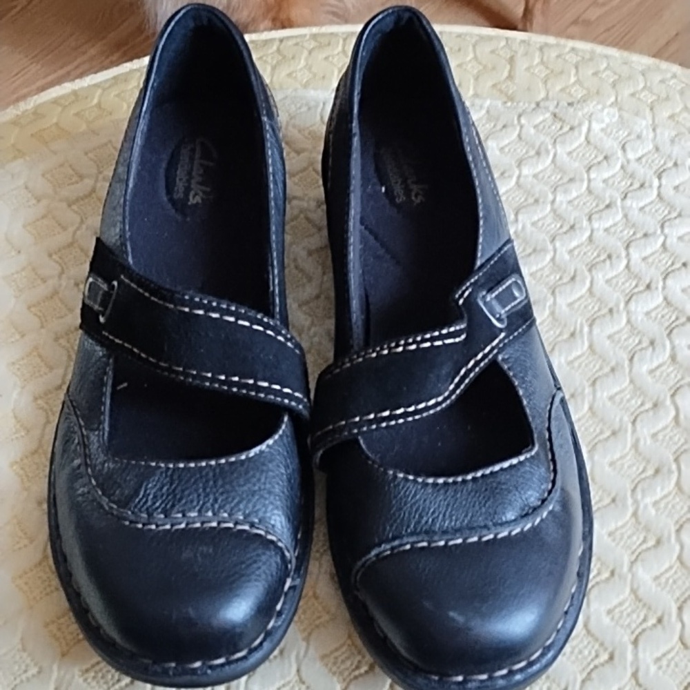 Clarks Leather Bendable Mary Jane's Size 10 - Picture 2 of 10